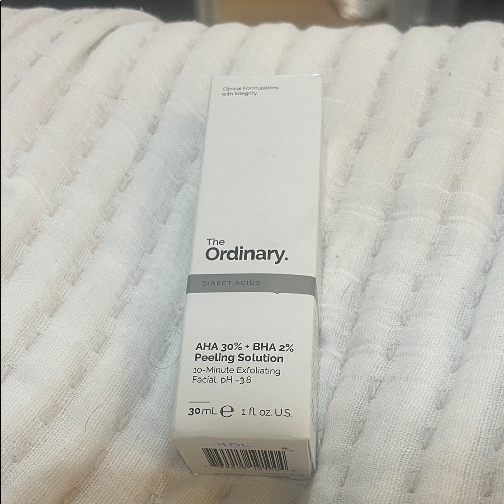 The Ordinary Gray AHA 30% + BHA 2% Peeling Solution
